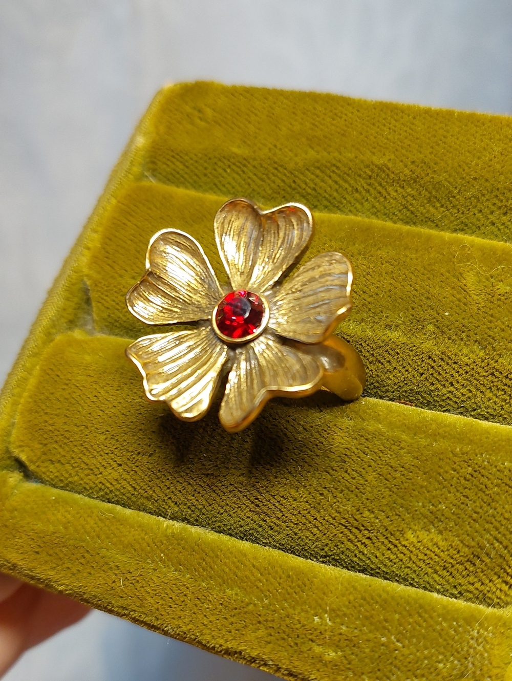 Vintage Pilgrim Danish Design Gold Flower Ring Red Crystal Adjustable